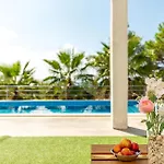 Pet Friendly In With Wifi Apartment Vir