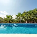 Apartment Pet Friendly In With Wifi Vir